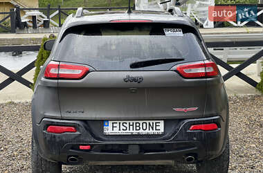 Внедорожник / Кроссовер Jeep Cherokee 2016 в 