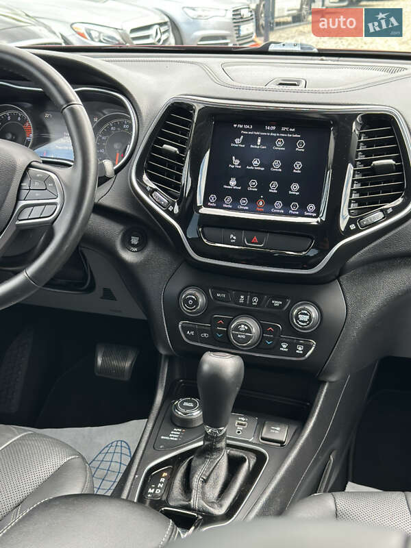 Внедорожник / Кроссовер Jeep Cherokee 2019 в Ивано-Франковске