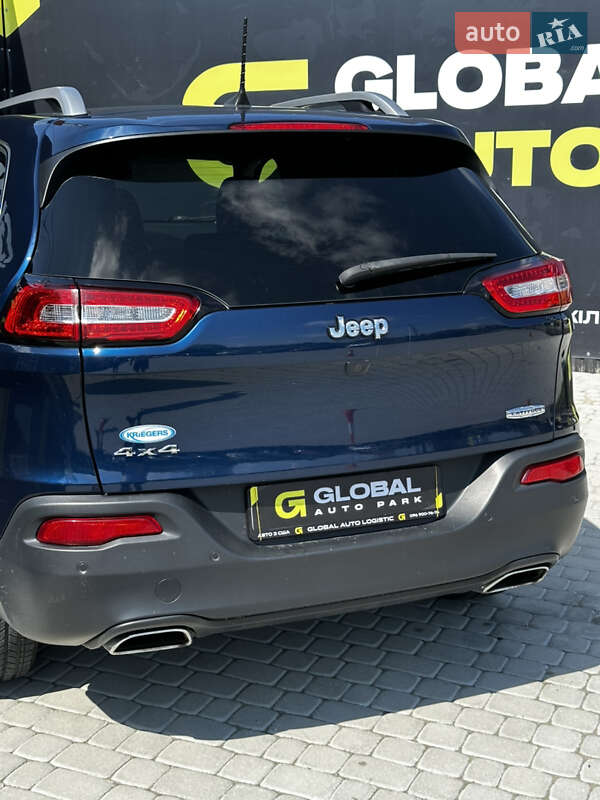 Внедорожник / Кроссовер Jeep Cherokee 2017 в Львове