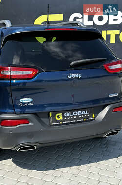 Внедорожник / Кроссовер Jeep Cherokee 2017 в 