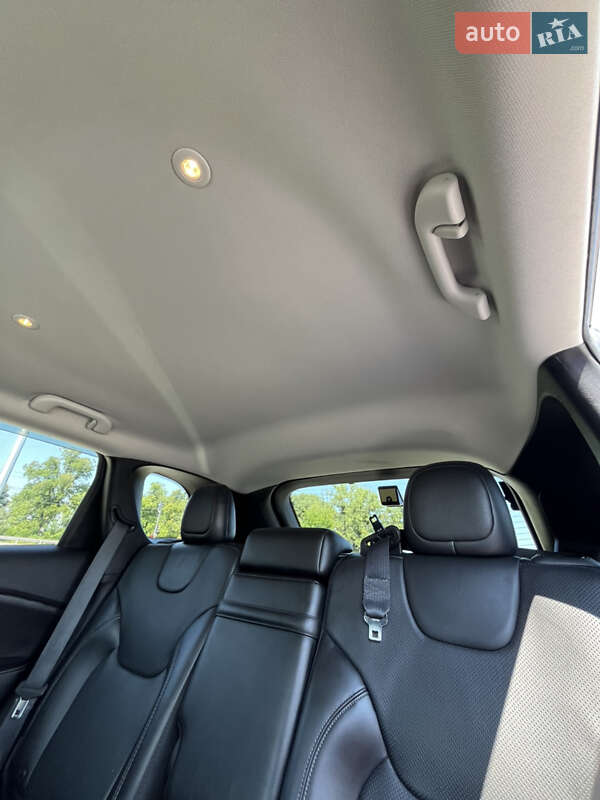 Внедорожник / Кроссовер Jeep Cherokee 2018 в Киеве