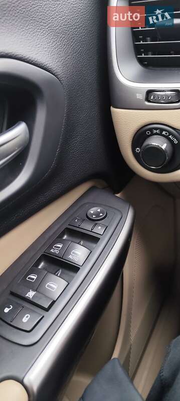 Внедорожник / Кроссовер Jeep Cherokee 2019 в Харькове