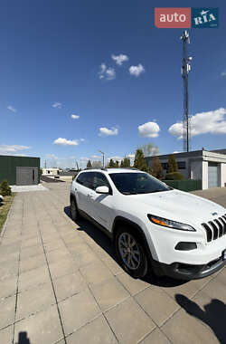 Внедорожник / Кроссовер Jeep Cherokee 2017 в Киеве