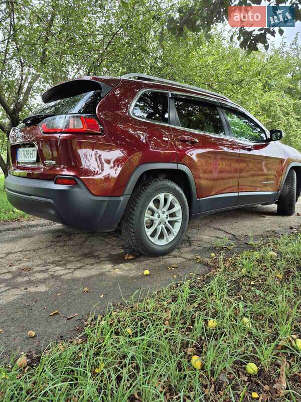 Позашляховик / Кросовер Jeep Cherokee 2019 в Полтаві