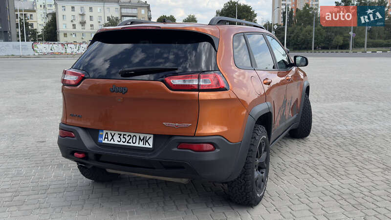 Позашляховик / Кросовер Jeep Cherokee 2014 в Харкові