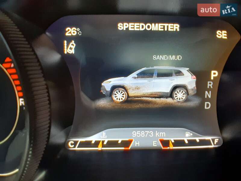 Позашляховик / Кросовер Jeep Cherokee 2016 в Києві