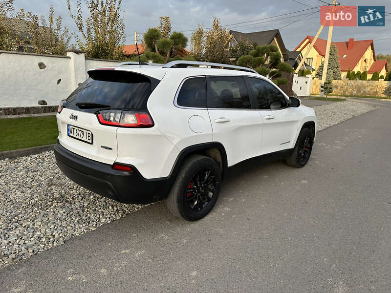 Внедорожник / Кроссовер Jeep Cherokee 2019 в Ивано-Франковске