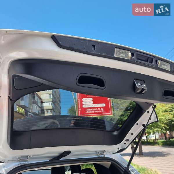 Позашляховик / Кросовер Jeep Cherokee 2016 в Калуші