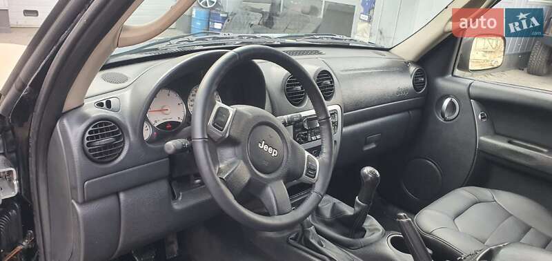 Внедорожник / Кроссовер Jeep Cherokee 2002 в Ужгороде фото 6 Внедорожник / Кроссовер Jeep Cherokee 2002 в Ужгороде