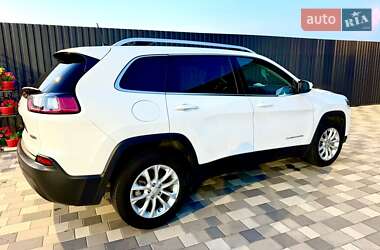 Внедорожник / Кроссовер Jeep Cherokee 2019 в 