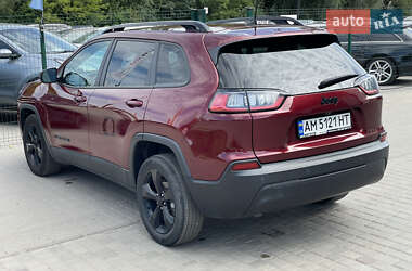 Внедорожник / Кроссовер Jeep Cherokee 2020 в 