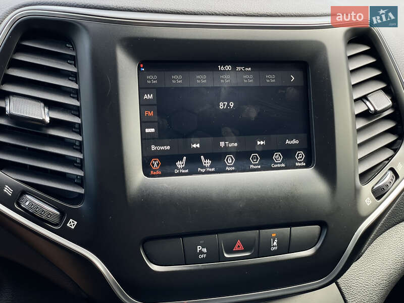 Внедорожник / Кроссовер Jeep Cherokee 2020 в Бердичеве