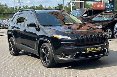 Внедорожник / Кроссовер Jeep Cherokee 2016 в Черновцах