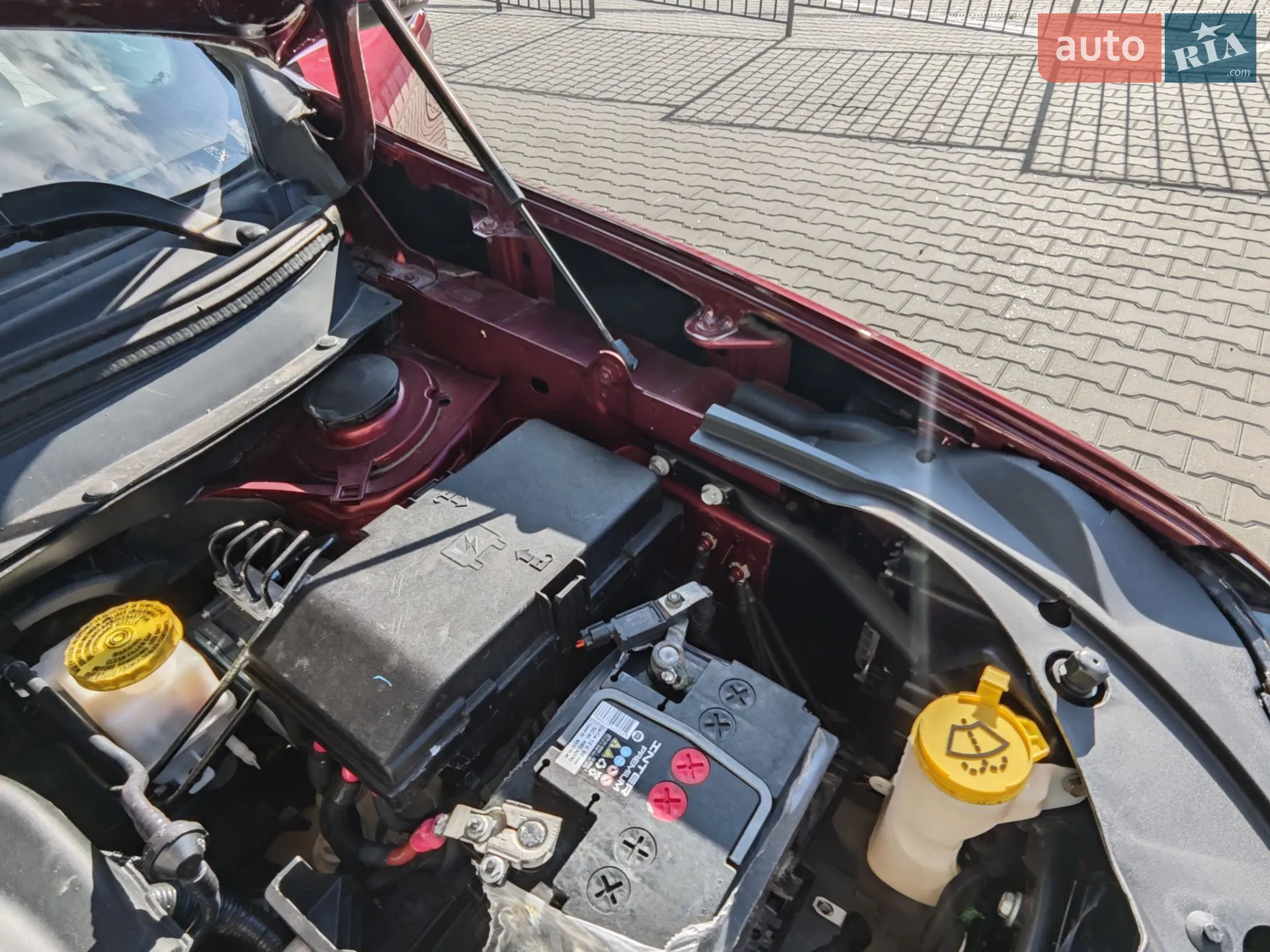 2019 Jeep Cherokee - мініатюра 2