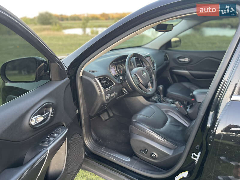 Внедорожник / Кроссовер Jeep Cherokee 2019 в Белой Церкви