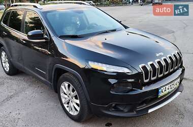 Позашляховик / Кросовер Jeep Cherokee 2015 в Києві