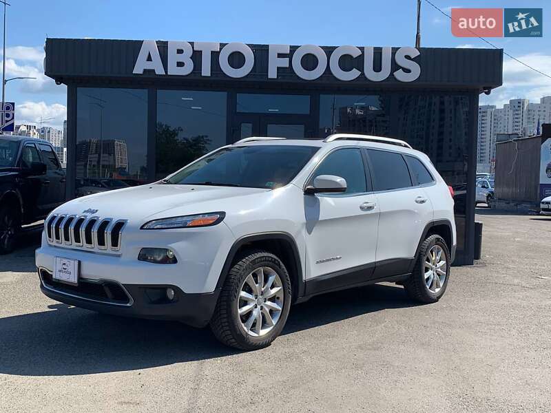 Внедорожник / Кроссовер Jeep Cherokee 2017 в Киеве