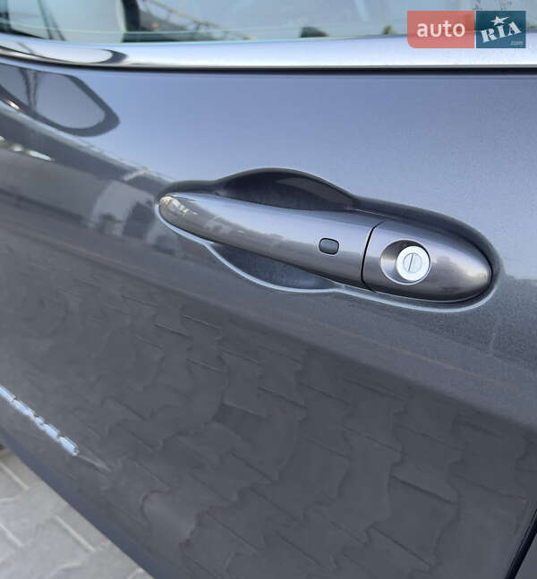 Внедорожник / Кроссовер Jeep Cherokee 2015 в Виннице