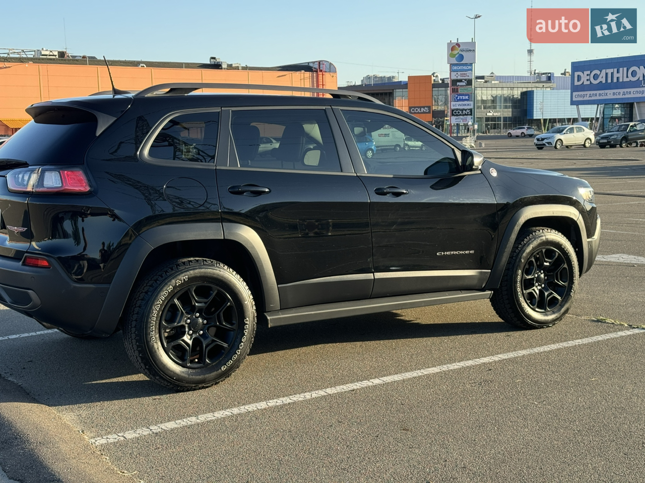 2020 Jeep Cherokee - мініатюра 18