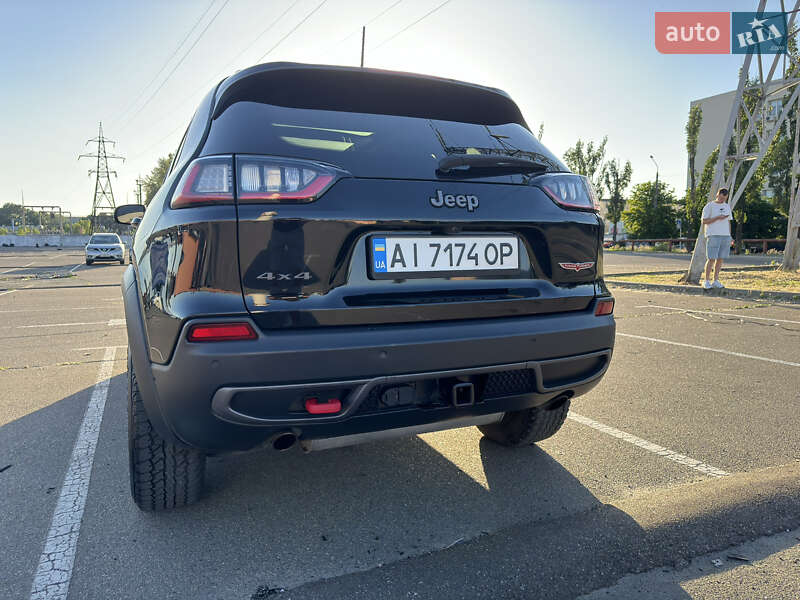 Позашляховик / Кросовер Jeep Cherokee 2019 в Києві