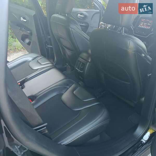 Внедорожник / Кроссовер Jeep Cherokee 2021 в Ивано-Франковске фото 19 Внедорожник / Кроссовер Jeep Cherokee 2021 в Ивано-Франковске