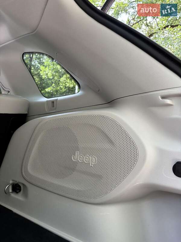 Внедорожник / Кроссовер Jeep Cherokee 2021 в Хотине фото 23 Внедорожник / Кроссовер Jeep Cherokee 2021 в Хотине