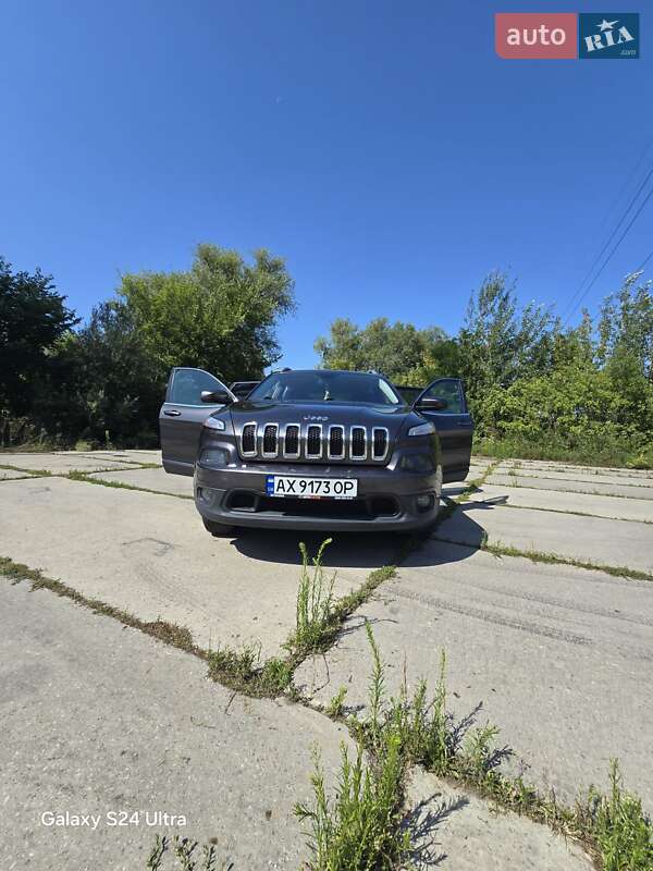 Внедорожник / Кроссовер Jeep Cherokee 2016 в Харькове фото 20 Внедорожник / Кроссовер Jeep Cherokee 2016 в Харькове