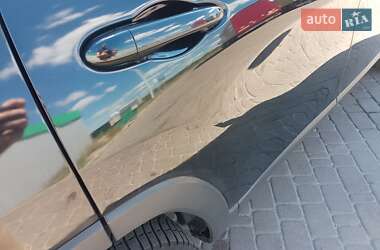 Внедорожник / Кроссовер Jeep Cherokee 2014 в 