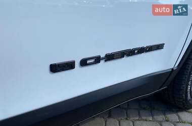 Внедорожник / Кроссовер Jeep Cherokee 2020 в 