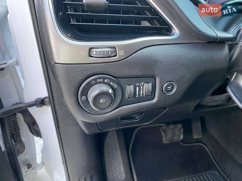 Внедорожник / Кроссовер Jeep Cherokee 2020 в Львове фото 14 Внедорожник / Кроссовер Jeep Cherokee 2020 в Львове