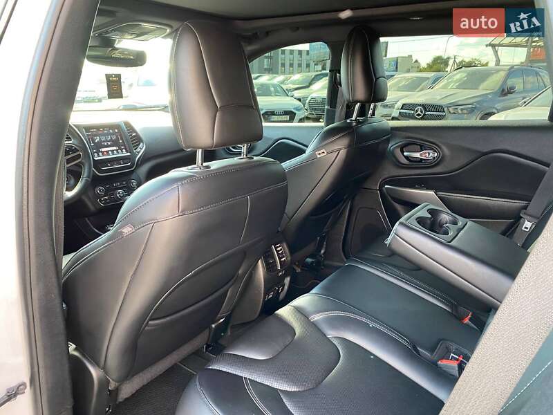 Внедорожник / Кроссовер Jeep Cherokee 2020 в Львове фото 23 Внедорожник / Кроссовер Jeep Cherokee 2020 в Львове