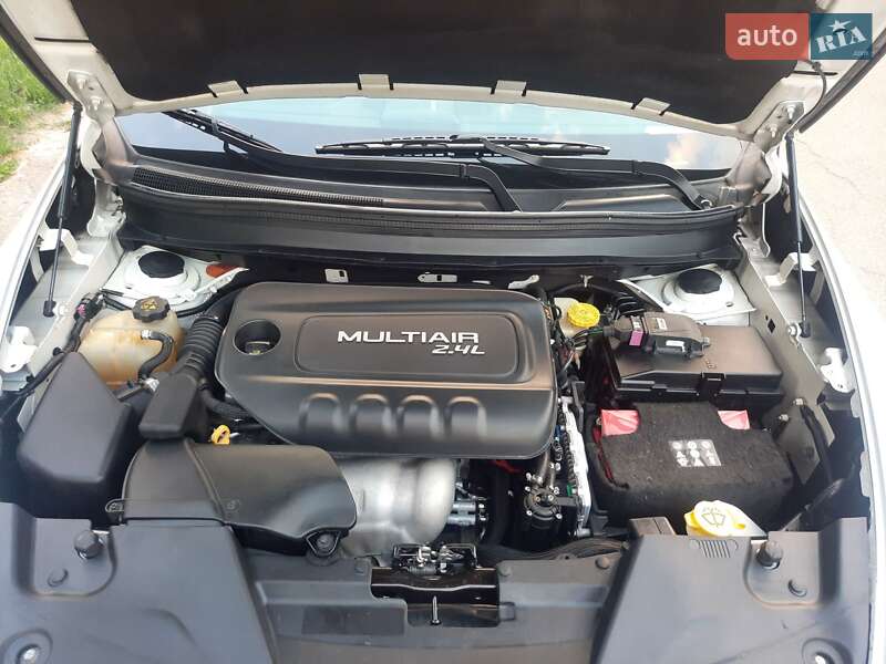 Позашляховик / Кросовер Jeep Cherokee 2017 в Києві фото 2 Позашляховик / Кросовер Jeep Cherokee 2017 в Києві