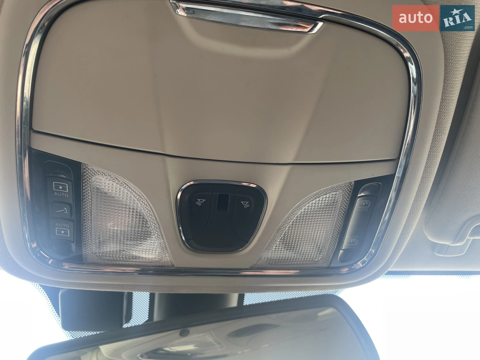 2015 Jeep Cherokee - мініатюра 14