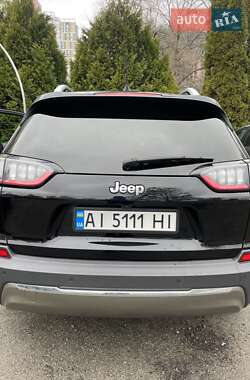 Внедорожник / Кроссовер Jeep Cherokee 2019 в 