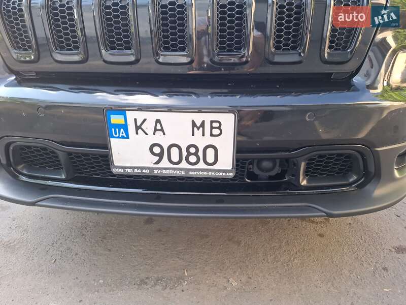 Внедорожник / Кроссовер Jeep Cherokee 2016 в Полтаве