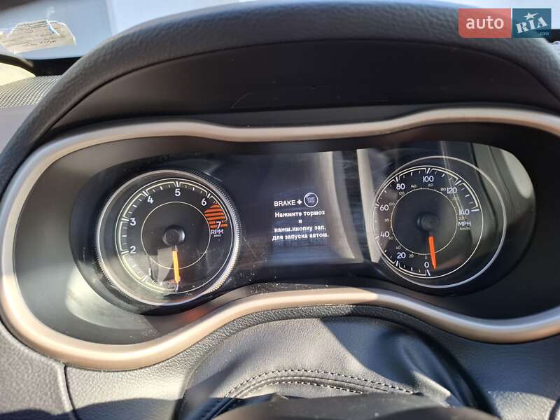 Внедорожник / Кроссовер Jeep Cherokee 2016 в Полтаве