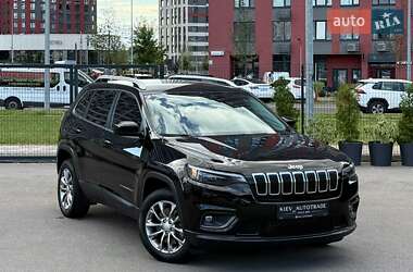 Внедорожник / Кроссовер Jeep Cherokee 2018 в 