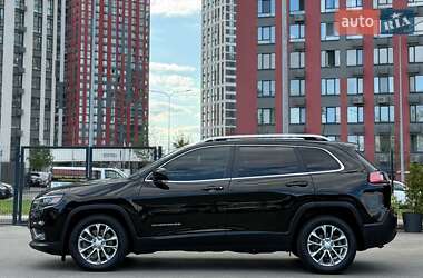 Внедорожник / Кроссовер Jeep Cherokee 2018 в 