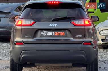 Внедорожник / Кроссовер Jeep Cherokee 2018 в 