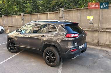 Внедорожник / Кроссовер Jeep Cherokee 2014 в 