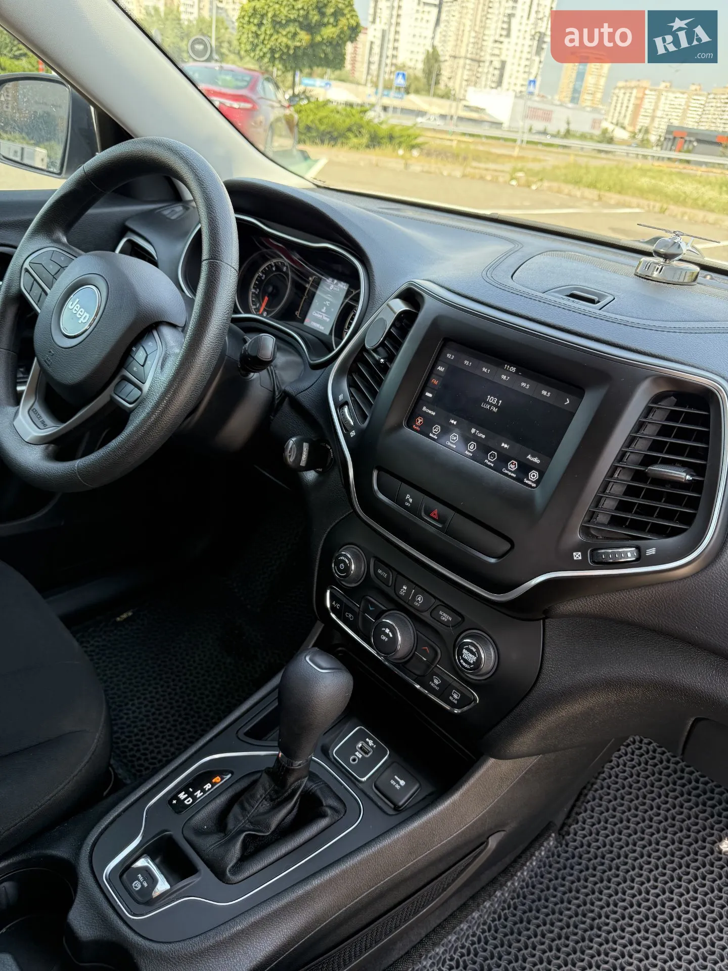 2020 Jeep Cherokee - мініатюра 18