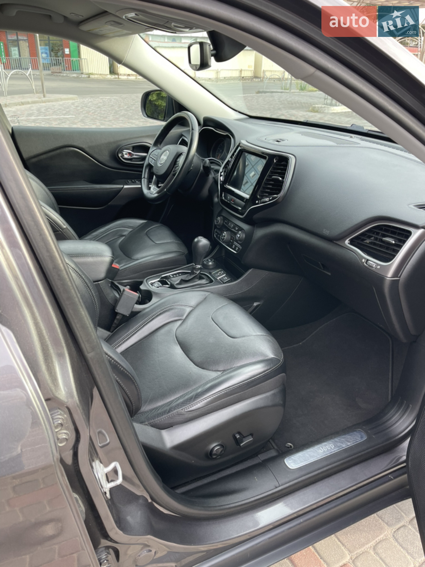 2018 Jeep Cherokee - мініатюра 9