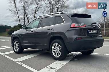 Внедорожник / Кроссовер Jeep Cherokee 2018 в 