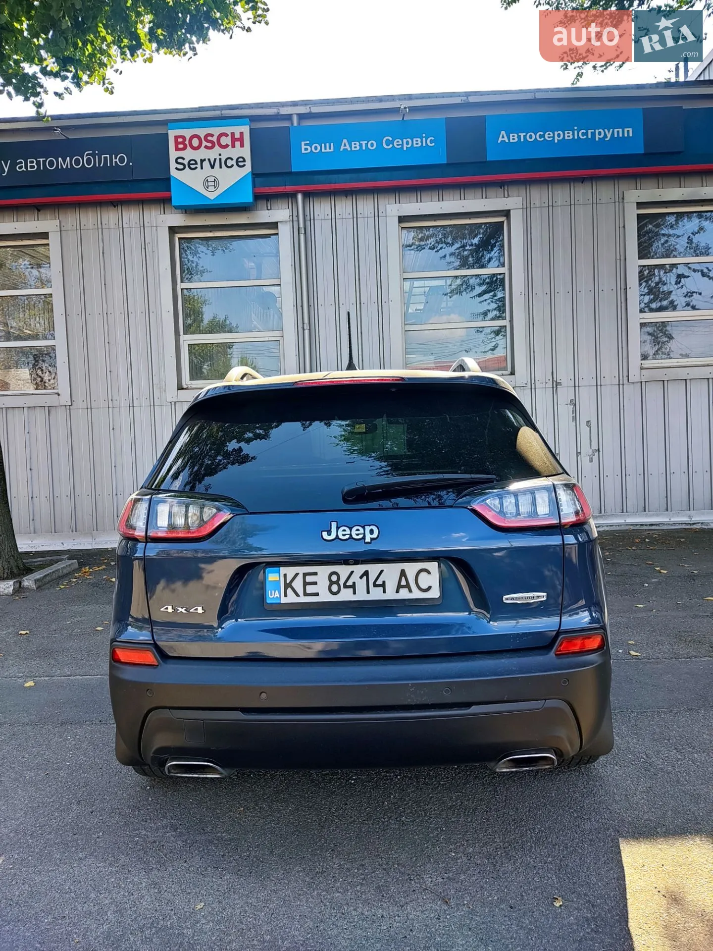 2020 Jeep Cherokee - мініатюра 4