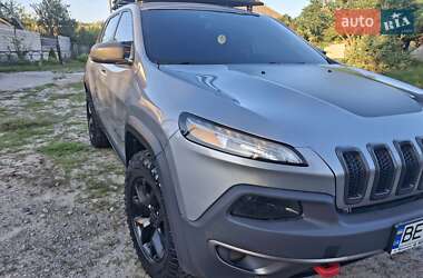 Внедорожник / Кроссовер Jeep Cherokee 2017 в Мерефа