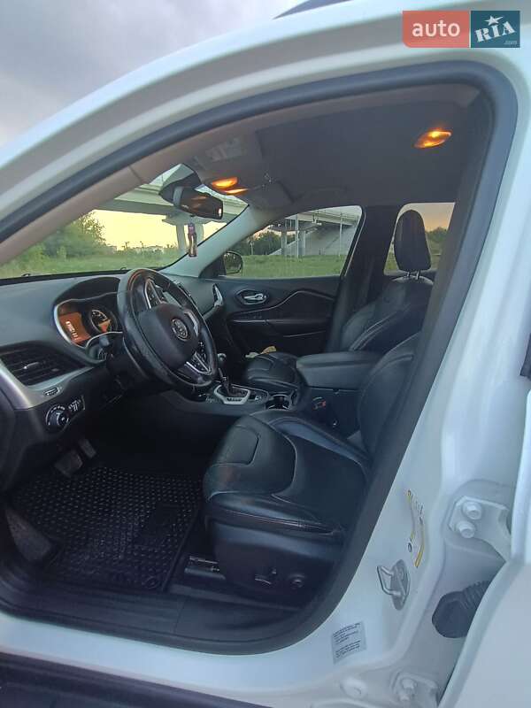 Позашляховик / Кросовер Jeep Cherokee 2015 в Харкові фото 3 Позашляховик / Кросовер Jeep Cherokee 2015 в Харкові