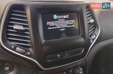 Внедорожник / Кроссовер Jeep Cherokee 2019 в 