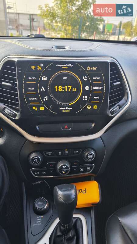 Позашляховик / Кросовер Jeep Cherokee 2016 в Сарнах