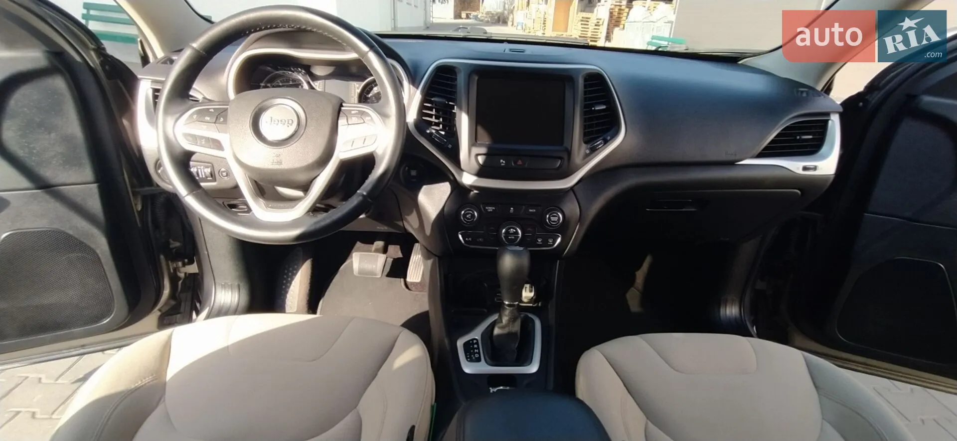 2016 Jeep Cherokee - мініатюра 9