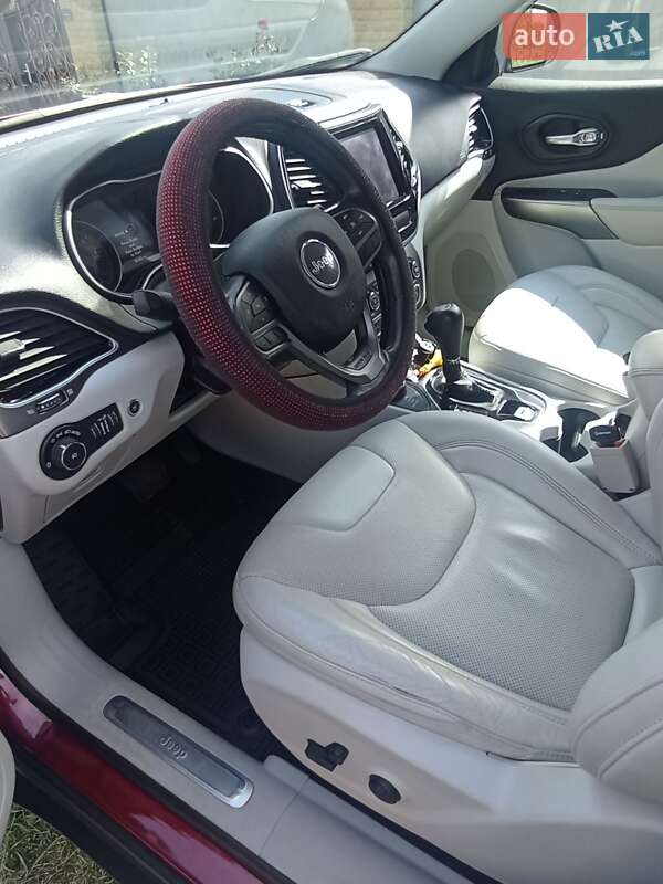 Внедорожник / Кроссовер Jeep Cherokee 2019 в Харькове фото 9 Внедорожник / Кроссовер Jeep Cherokee 2019 в Харькове